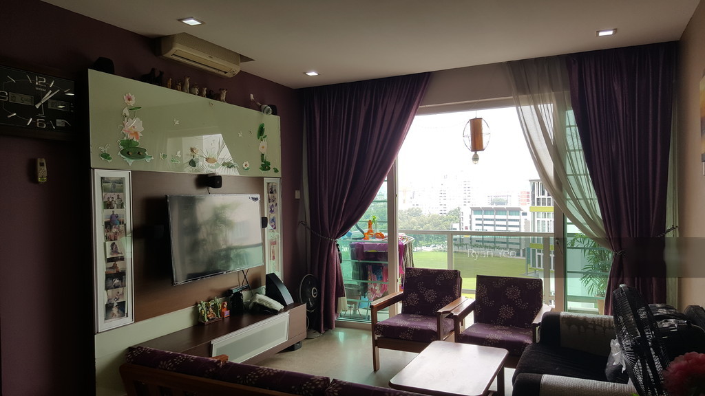 The Warren thumbnail photo